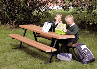 Petite table de pique-nique Junior Countryside™ pour enfant d’extérieur à l’école