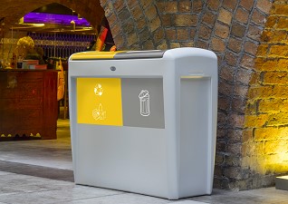 Poubelle de tri sélectif Nexus® Évolution Duo modulaire pour emballages et déchets à l’intérieur de un hôtel
