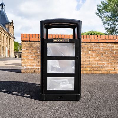 Poubelle transparente Origin™ Aspect 110 Vigipirate Fabriquée à partir de matériaux recyclés